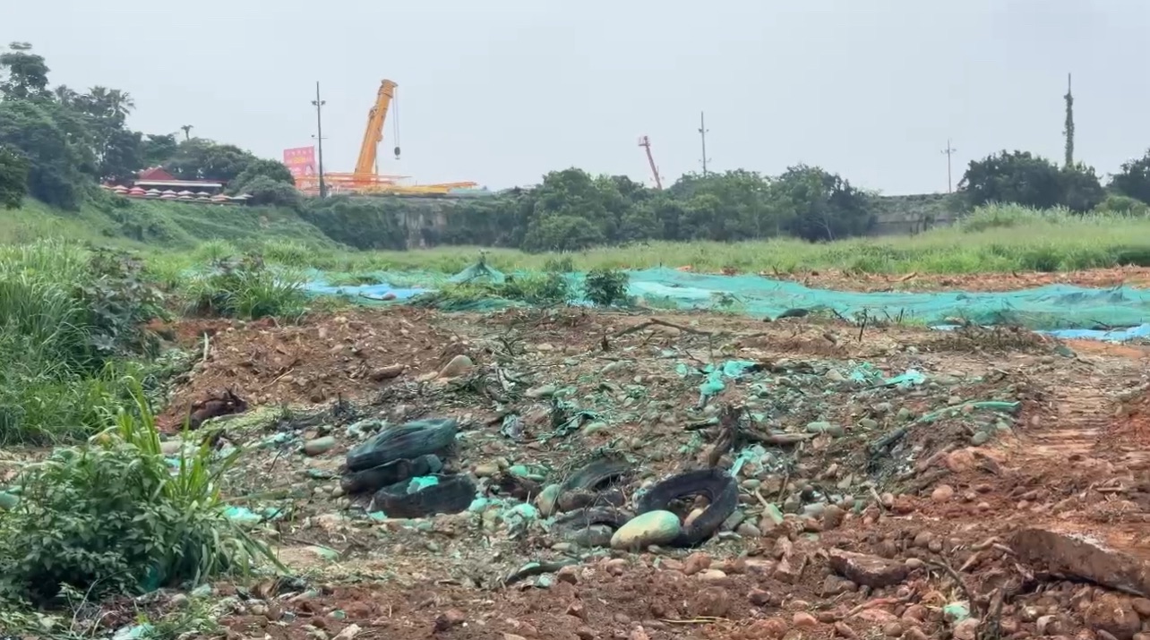 周永鴻批市府擺爛卸責 讓中捷藍線龍井機廠用地堆滿廢棄物