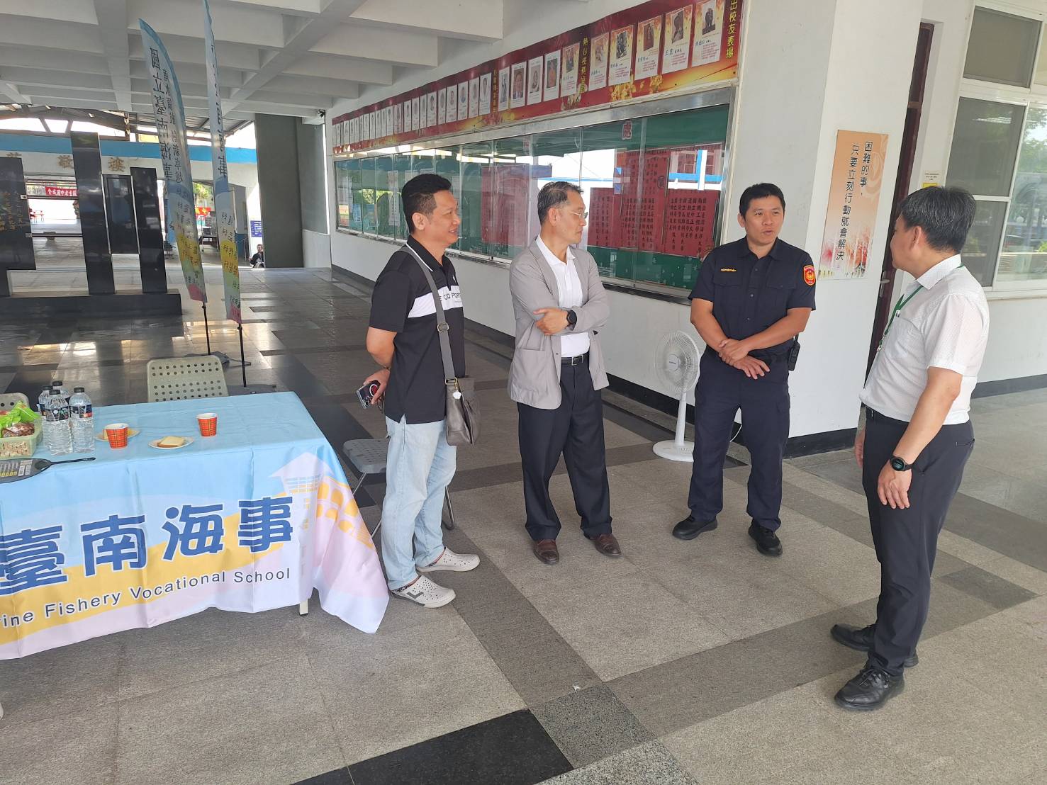 國中會考登場，南警第四分局結合民力共維考場安全